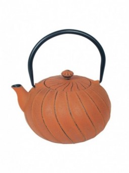 Mesures : 11 cm x 14,5 cm x 17,5 cm Matière : Fer forgé