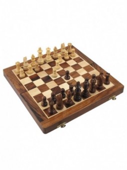 Echecs boite 40 cm.